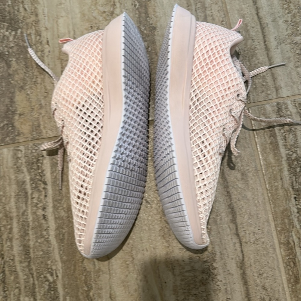 NOBULL-Diamond Mesh Runner- Women’s 10.5 - Picture 2 of 14